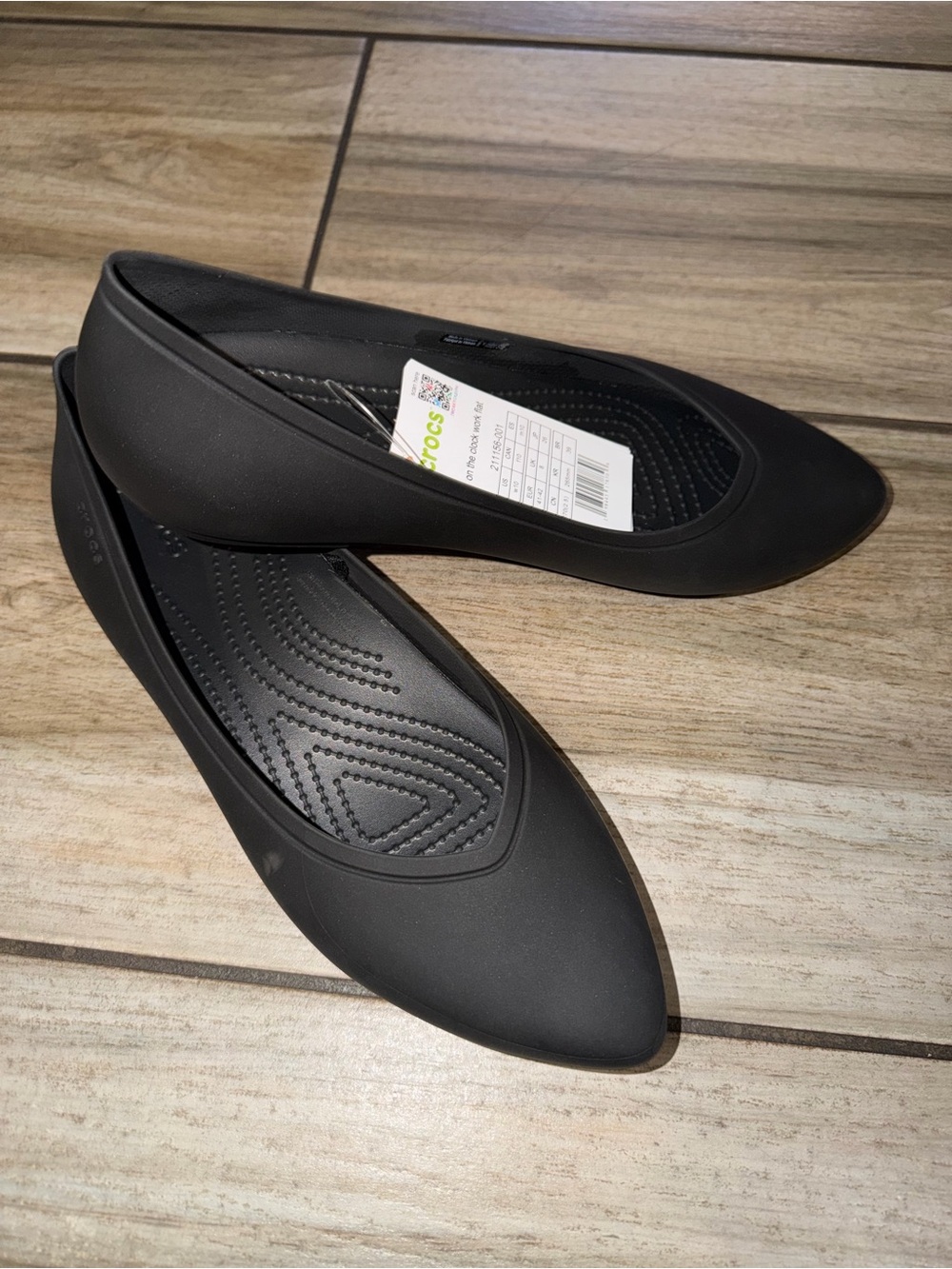 CROCS Women's Black Pointed Ballet Flat